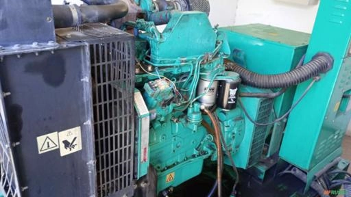 GERADOR DE ENERGIA 100 KVA/ ANO: 2012 Imagem GERADOR DE ENERGIA 100 KVA/ ANO: 2012