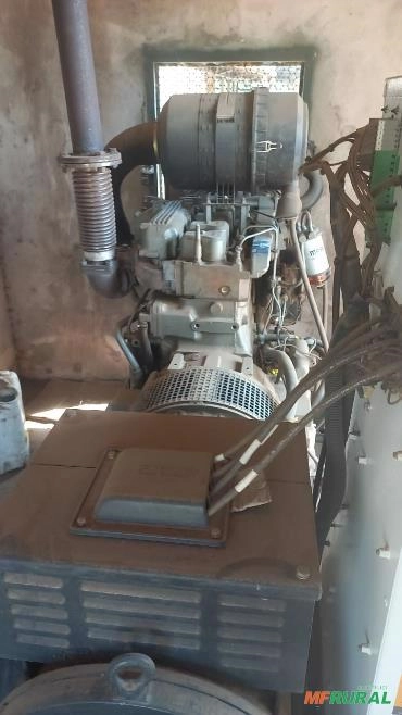 Imagem GERADOR DE ENERGIA 110/100 KVA/ ANO 2017/ 139 HRS/ PAINEL DE COMANDO DIGITAL Imagem GERADOR DE ENERGIA 110/100 KVA/ ANO 2017/ 139 HRS/ PAINEL DE COMANDO DIGITAL