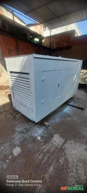 GERADOR DE ENERGIA 140/150 KVA/ ANO 2011