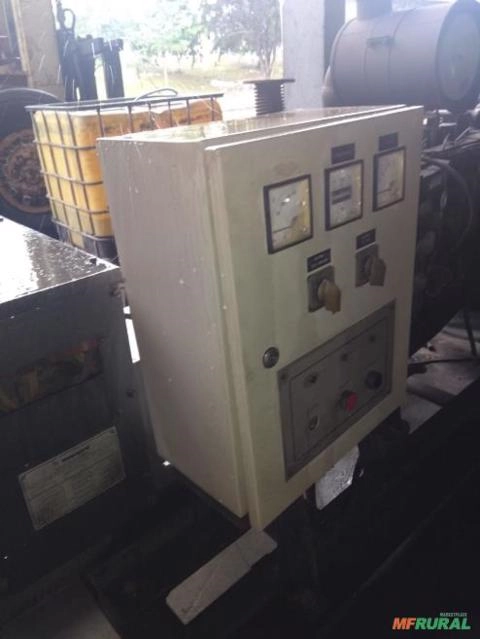 Imagem GERADOR DE ENERGIA 150 KVA/ ANO 1998/ 759 HRS/ PAINEL DE COMANDO ANALÓGICO Imagem GERADOR DE ENERGIA 150 KVA/ ANO 1998/ 759 HRS/ PAINEL DE COMANDO ANALÓGICO