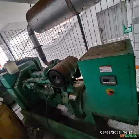 GERADOR DE ENERGIA 170/150 KVA/ ANO 2006/ C/ ( Q.T.A) Imagem GERADOR DE ENERGIA 170/150 KVA/ ANO 2006/ C/ ( Q.T.A)