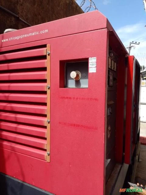 GERADOR DE ENERGIA 180/150 KVA/ ANO 2017/C/ (Q.T.A)