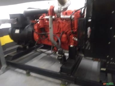 Imagem GERADOR ENERGIA 450 KVA 2014 297Hrs + QTA STEMAC *OPORTUNIDADE Imagem GERADOR ENERGIA 450 KVA 2014 297Hrs + QTA STEMAC *OPORTUNIDADE