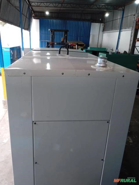 Imagem GERADOR ENERGIA 150 KVA 2012 420Hrs MOTOR MWM 6.10T (X10 - 6 CILINDROS) Imagem GERADOR ENERGIA 150 KVA 2012 420Hrs MOTOR MWM 6.10T (X10 - 6 CILINDROS)