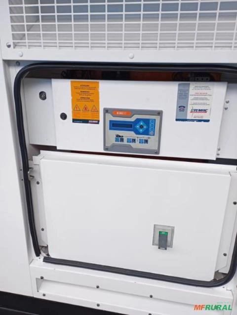 Imagem GERADOR ENERGIA 150 KVA 2012 420Hrs MOTOR MWM 6.10T (X10 - 6 CILINDROS) Imagem GERADOR ENERGIA 150 KVA 2012 420Hrs MOTOR MWM 6.10T (X10 - 6 CILINDROS)