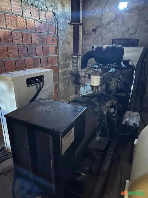 GERADOR ENERGIA 150 KVA 2010 STEMAC MOTOR MWM 6.10T + QTA Imagem GERADOR ENERGIA 150 KVA 2010 STEMAC MOTOR MWM 6.10T + QTA