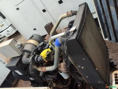 Imagem GERADOR ENERGIA 150 KVA LEON HEIMER 03Hrs MOTOR FPT IVECO Imagem GERADOR ENERGIA 150 KVA LEON HEIMER 03Hrs MOTOR FPT IVECO