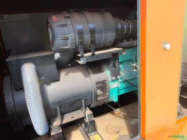 Imagem GERADOR ENERGIA 320/300 KVA 2021  # 426 / 106 HRS # MOTORES CUMMINS QSL9 (ELETRÔNICO) Imagem GERADOR ENERGIA 320/300 KVA 2021  # 426 / 106 HRS # MOTORES CUMMINS QSL9 (ELETRÔNICO)