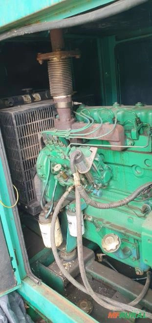 Imagem Gerador de Energia 40 kVA 1279 hrs Motor John Deere 40kVA Imagem Gerador de Energia 40 kVA 1279 hrs Motor John Deere 40kVA