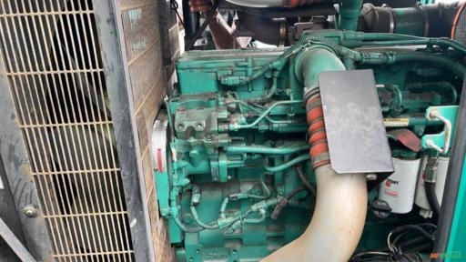 Imagem Gerador de Energia 375 kVA 360 kVA 350 kVA Cummins Ano 2019 1610 hrs Motor Perkins 375kVA 360kVA 350 Imagem Gerador de Energia 375 kVA 360 kVA 350 kVA Cummins Ano 2019 1610 hrs Motor Perkins 375kVA 360kVA 350