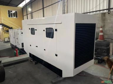 Gerador de Energia 180 kVA 150 kVA Maquigeral Motor Mwm x10 6.10tca 180kVA 150kVA Imagem Gerador de Energia 180 kVA 150 kVA Maquigeral Motor Mwm x10 6.10tca 180kVA 150kVA