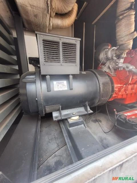 Imagem Gerador de Energia 635 kVA 625 kVA 600 kVA Stemac Ano 2013 + Scania Dc16 + Weg 635kVA 625kVA 600kVA Imagem Gerador de Energia 635 kVA 625 kVA 600 kVA Stemac Ano 2013 + Scania Dc16 + Weg 635kVA 625kVA 600kVA