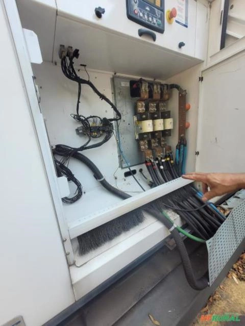 Imagem Gerador de Energia 635 kVA 625 kVA 600 kVA Stemac Ano 2013 + Scania Dc16 + Weg 635kVA 625kVA 600kVA Imagem Gerador de Energia 635 kVA 625 kVA 600 kVA Stemac Ano 2013 + Scania Dc16 + Weg 635kVA 625kVA 600kVA