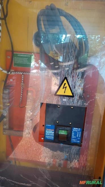 Imagem Gerador de Energia 500 kVA Atlas Copco 1168 hrs Motor Scania V8 500kVA Imagem Gerador de Energia 500 kVA Atlas Copco 1168 hrs Motor Scania V8 500kVA