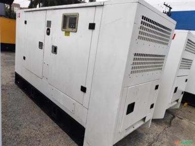 Geradores de Energia 125 kVA 115 kVA 100 kVA Tivea Ano 2022 2300 hrs Motores Perkins 125kVA 115kVA 1 Imagem Geradores de Energia 125 kVA 115 kVA 100 kVA Tivea Ano 2022 2300 hrs Motores Perkins 125kVA 115kVA 1