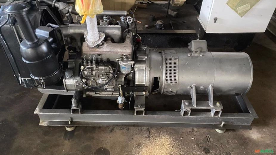 Gerador de Energia 40 kVA Ano 2002 Motor Mwm d229/3 + Weg 40kVA Imagem Gerador de Energia 40 kVA Ano 2002 Motor Mwm d229/3 + Weg 40kVA