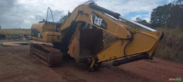 Imagem ESCAVADEIRA CATERPILLAR 323D ANO 2011 Imagem ESCAVADEIRA CATERPILLAR 323D ANO 2011