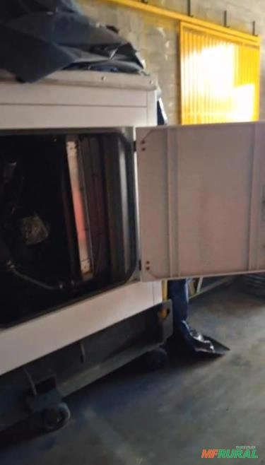 GERADOR ENERGIA 110/100 KVA 2005 + QTA Imagem GERADOR ENERGIA 110/100 KVA 2005 + QTA