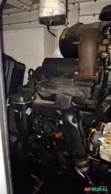 Imagem GERADOR ENERGIA 110/100 KVA 2005 + QTA Imagem GERADOR ENERGIA 110/100 KVA 2005 + QTA