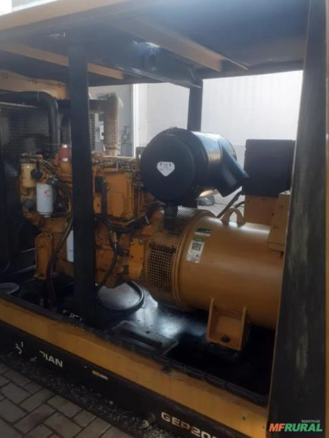 Imagem GERADORES DE ENERGIA 200 KVA CARENADO Imagem GERADORES DE ENERGIA 200 KVA CARENADO