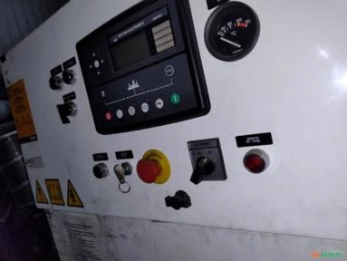 Imagem GERADOR ENERGIA 260 KVA 2013 STEMAC + QTA - MOTOR MWM 6.12TCA (X12 - 6 CILINDROS) Imagem GERADOR ENERGIA 260 KVA 2013 STEMAC + QTA - MOTOR MWM 6.12TCA (X12 - 6 CILINDROS)
