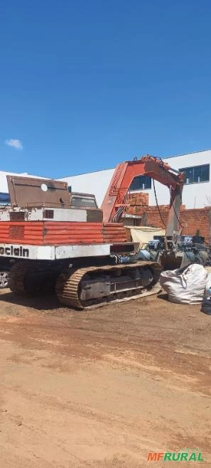 ESCAVADEIRA CASE POCLAIN LC 80 Imagem ESCAVADEIRA CASE POCLAIN LC 80