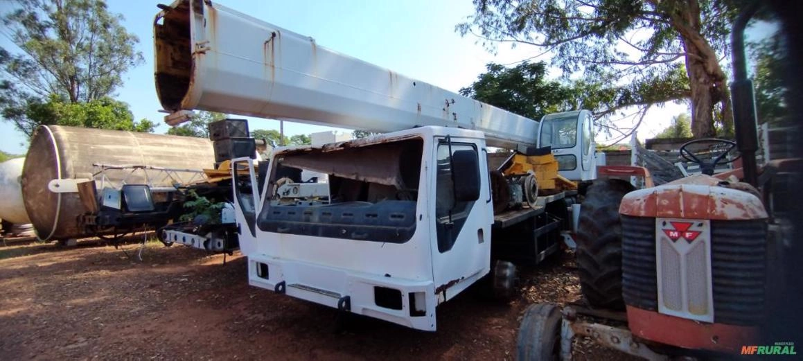 CAMINHÃO GUINDASTE XCMG QY 25K 5 ANO 2007 Imagem CAMINHÃO GUINDASTE XCMG QY 25K 5 ANO 2007
