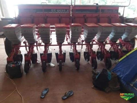 Imagem PLANTADEIRA E SEMEADEIRA - SUPER CONSERVADA Imagem PLANTADEIRA E SEMEADEIRA - SUPER CONSERVADA