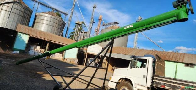 Rosca transportadora com carrinho