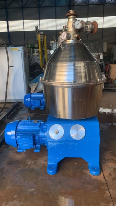 Imagem CENTRÍFUGA SEPARADORA Imagem CENTRÍFUGA SEPARADORA