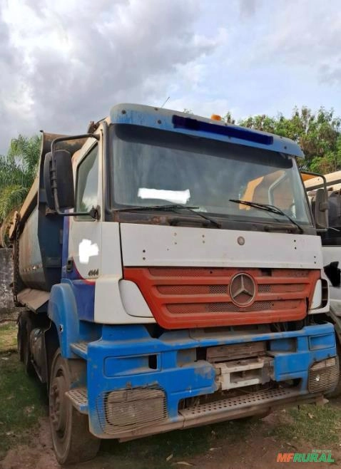 Mercedes-Benz Axor 4144 – Tração 6x4 Imagem Mercedes-Benz Axor 4144 – Tração 6x4