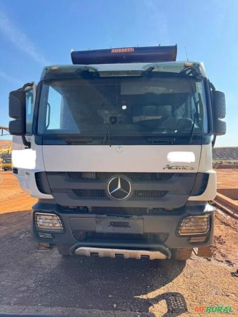 Mercedes-Benz Actros 4844 – 2014 Imagem Mercedes-Benz Actros 4844 – 2014