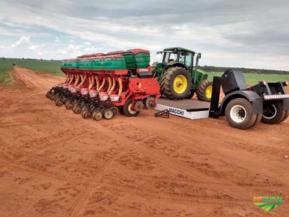 CARRETA PARA TRASNPORTE DE PLANTADEIRA