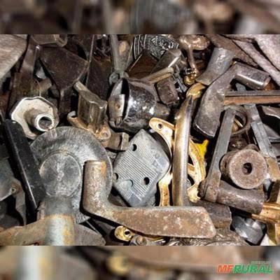 Sucata zamac e latão Imagem Sucata zamac e latão