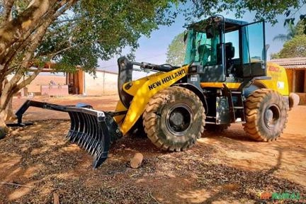 Enleirador Pesado para Pá Carregadeira – 3,2m e 5m Imagem Enleirador Pesado para Pá Carregadeira – 3,2m e 5m