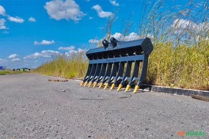 Enleirador para Escavadeira Hidráulica – Sob Medida Imagem Enleirador para Escavadeira Hidráulica – Sob Medida