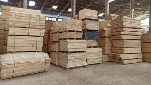 Imagem Painel de Pinus Clear ou Rústico - Painel de Teca Imagem Painel de Pinus Clear ou Rústico - Painel de Teca