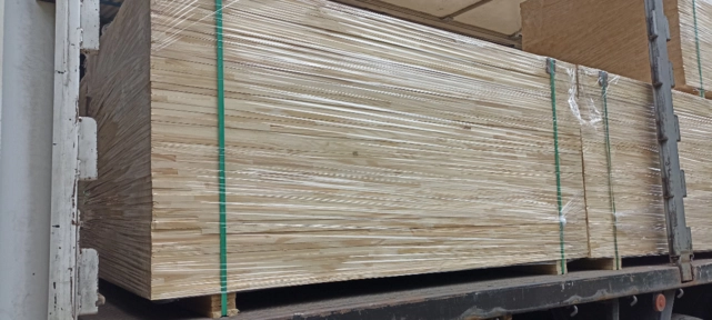 Imagem Painel de Pinus Clear ou Rústico - Painel de Teca Imagem Painel de Pinus Clear ou Rústico - Painel de Teca