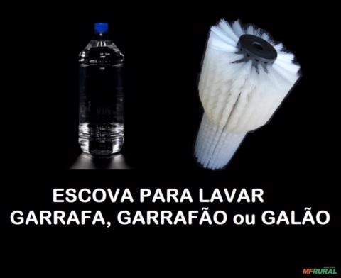 Escova para Lavar - Garrafa, Garrafão ou Galão de Água Imagem Escova para Lavar - Garrafa, Garrafão ou Galão de Água