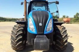 Trator New Holland T8.270 4x4 ano 14