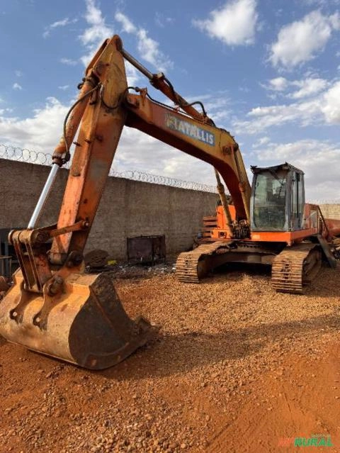 Escavadeira Fiatallis FX215U Imagem Escavadeira Fiatallis FX215U