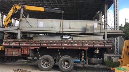 Imagem Higienizadora de Caixas Plásticas Dupla Imagem Higienizadora de Caixas Plásticas Dupla