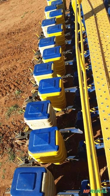 Imagem PLANTADEIRA TATU 2014 Imagem PLANTADEIRA TATU 2014