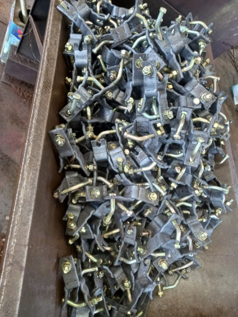 ABRAÇADEIRA FIXA DE ANDAIME TUBO 48.30 Imagem ABRAÇADEIRA FIXA DE ANDAIME TUBO 48.30