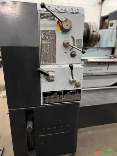 Torno mecânico Imor Rn 400 com cava 1500x420 Imagem Torno mecânico Imor Rn 400 com cava 1500x420
