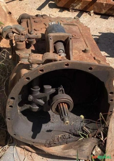 Câmbio Mercedes benz S6-90 6 marchas 5 cilindros. Imagem Câmbio Mercedes benz S6-90 6 marchas 5 cilindros.