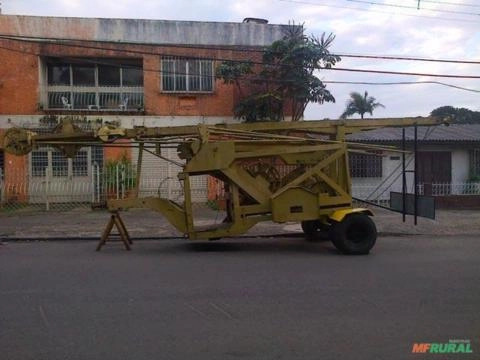MÁQUINA FURAR POÇO ARTESIANO Imagem MÁQUINA FURAR POÇO ARTESIANO