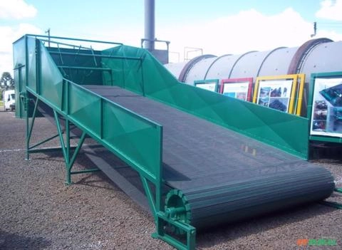 Esteira de erva verde Imagem Esteira de erva verde