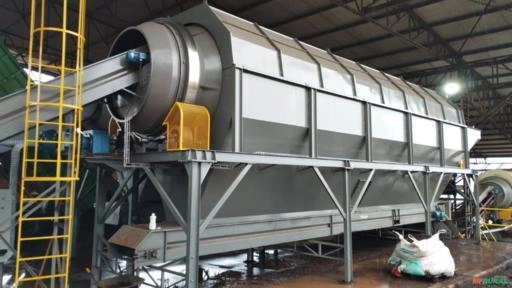 Polidor Rotativo para Casca de Pinus Imagem Polidor Rotativo para Casca de Pinus