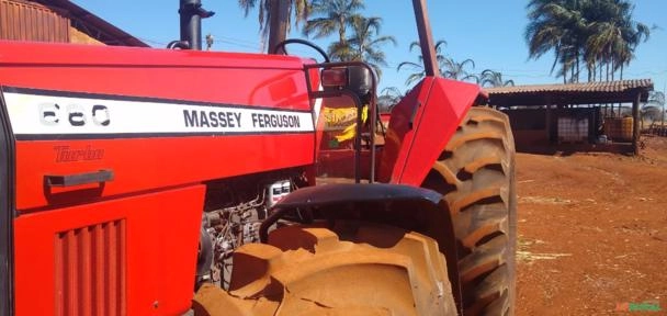 Imagem Polimento e detalhamento em maquinário agrícola Imagem Polimento e detalhamento em maquinário agrícola